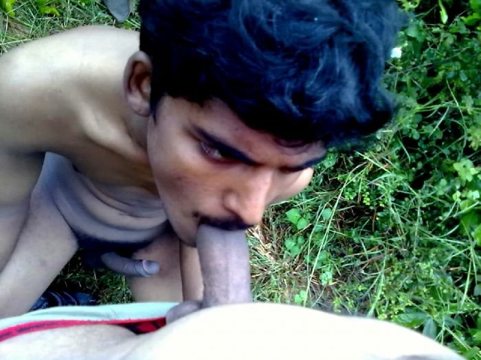 Indian Gay Blowjob Session In The Open Fields Indian Gay Site