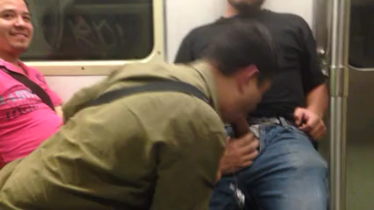 Indian gay blowjob video of a threesome in train: 2 - Indian Gay Site