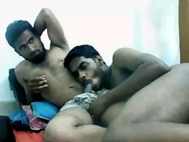 Indian gay sex pics of a horny desi couple's intimate ...