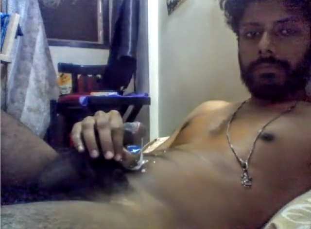 Indian gay video of a horny desi guy jerking off and cumming hard on a cam quickie