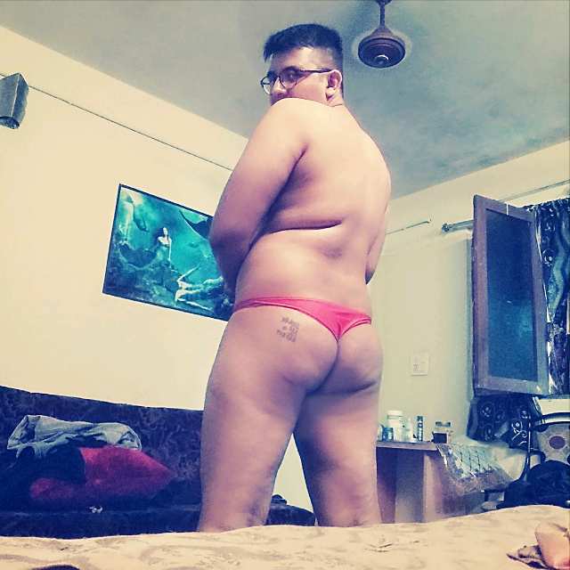 Indian Gay Porn: Sexy ass pics of a horny and slutty desi bottom from Bhopal