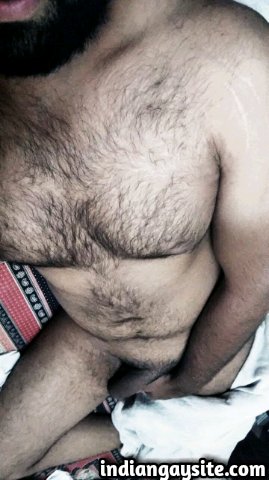 Indian Gay Porn: Sexy and hairy desi hunk exposing his naked body and big dick