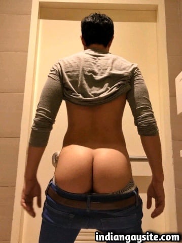 Indian Gay Porn: Sexy and hot desi bottom stripping to show off his perfect bubble butt