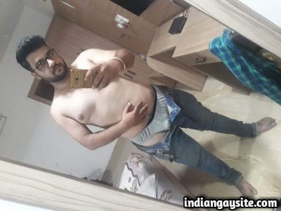 Sexy Indian Hunk Strips & Shows Naked Body