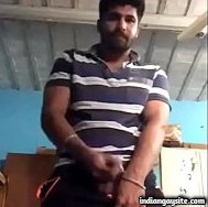 Desi Gay Video of Sexy Hunk's Multiple Wanks
