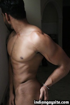 Indian Gay Porn feat. Sexy Hunk in Jockstraps