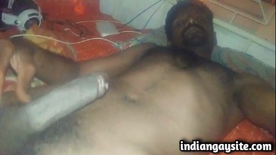 Indian Gay Video of Horny Hunk Jerking Long Hard Dick