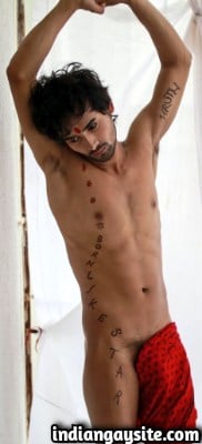 Nude Indian Hunk in a Hot & Sexy Langot