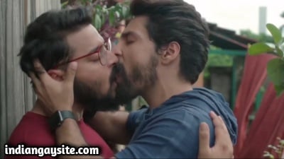 Indian Gay Porn Video of Horny Guys Kissing Scene