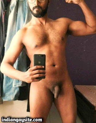 Horny Indian Hunk Shows Muscular Body & Big Cock
