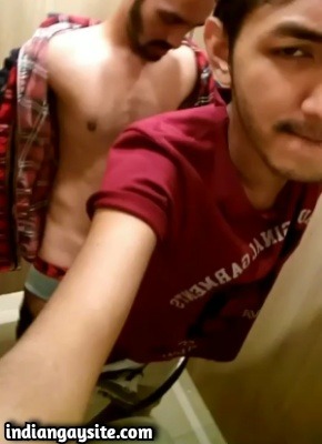 Indian Gay Sex Pics of Wild Men in Mall Toilet