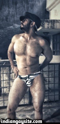 Desi gay pics of a slutty muscular hunk in briefs