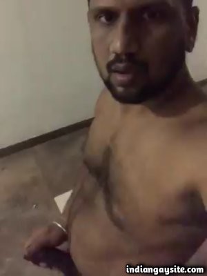 Gay public cruising video of nude exhibitionist
