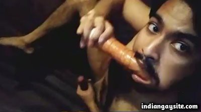 Cam show porn video of horny Indian twink boy