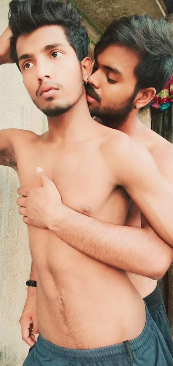 Romancing gay pics of slutty Indian twink lovers