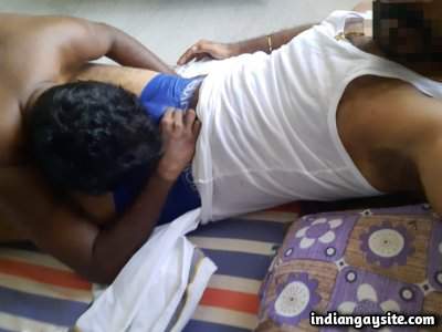 Indian gay sucking pics of horny men from Hyderabad