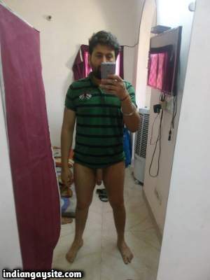 Naked Delhi guy showing off sexy body and stripping