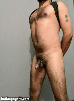 Naked horny hunk teases hot body in nude pics