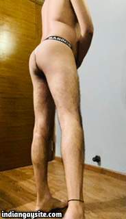 Indian horny hunk teasing nude body and cock in pics