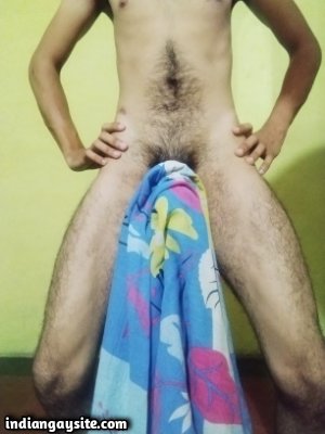 Big dick boy teasing his hot body in nude pics