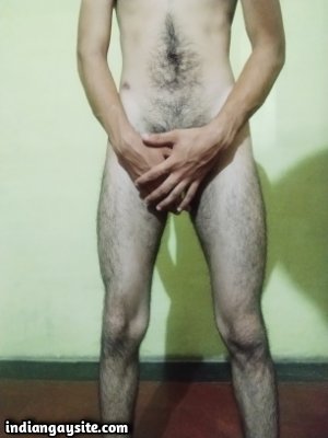 Big dick boy teasing his hot body in nude pics