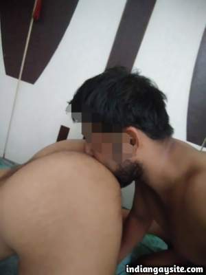 Oral sex pics of two horny naked gay lover boys