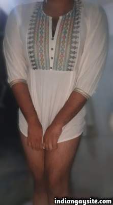 Horny Indian crossy posing in sexy woman's kameez