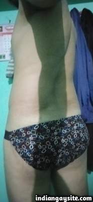 Gay panty pics of a sexy and horny naked desi man